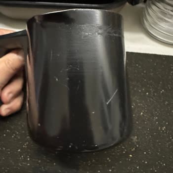 Kahve Makinesi Cezvelerinde Kısa Sürede Soyulma Ve Sağlık Endişesi