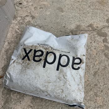 Yurtiçi Kargo Son Derece Özensiz Ve Kirli Bir Şekilde Teslim Edildi