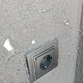 Yeni Teslim Edilen Konutta Duvar Sorunları Ve İlgisizlik