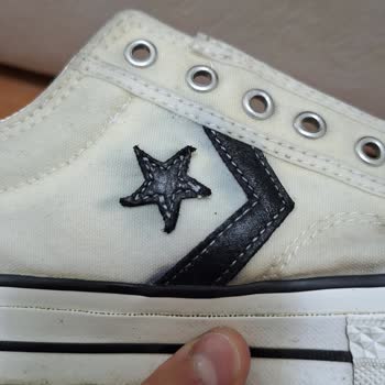 Kısa Sürede Deforme Olan Ayakkabıda Temizlik Ve Boya Sorunu