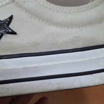 Kısa Sürede Deforme Olan Ayakkabıda Temizlik Ve Boya Sorunu