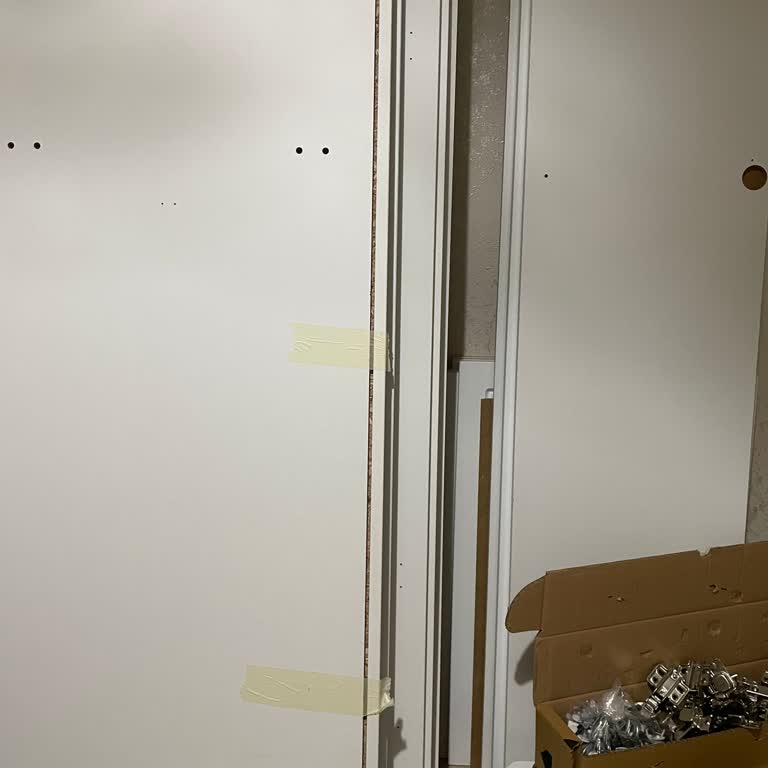 Rabi Mobilya Kırık Gelen Elbise Dolabı İçin İade Ve Ücret İadesi Talebime Dönüş Yapılmıyor