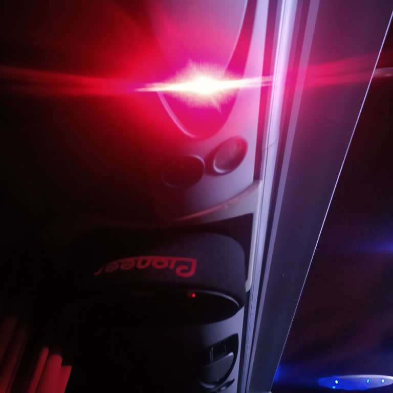 Mersin Nur Turizm  Sefer Rötarı Ve İlgisiz Personel Nedeniyle Mağduriyet