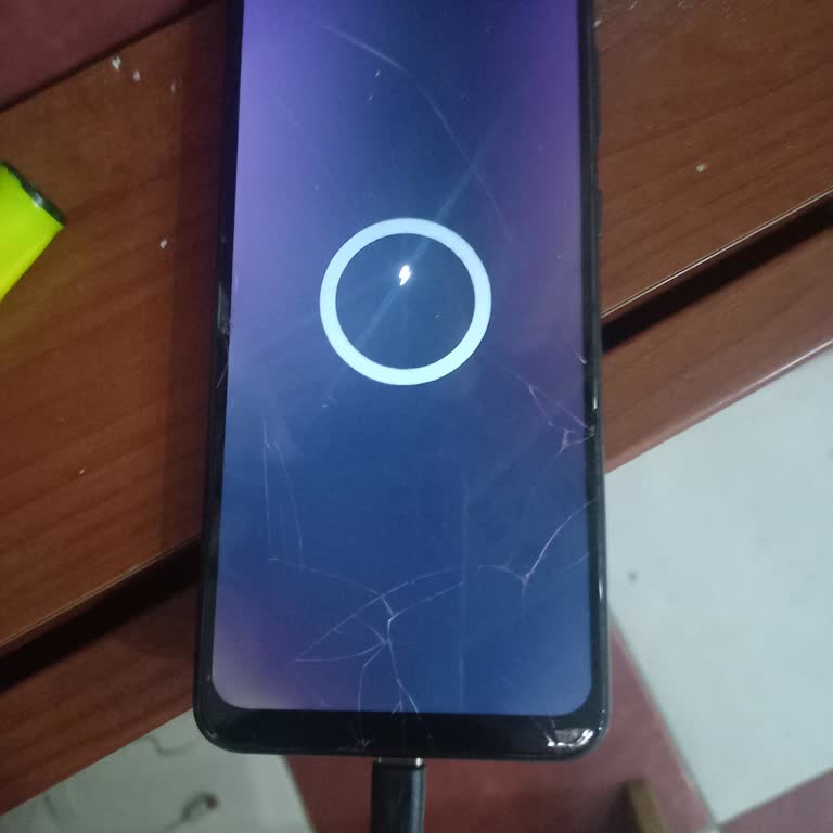 Kısa Sürede Kullanılamaz Hale Gelen Galaxy A04 İçin Çözüm Talebi