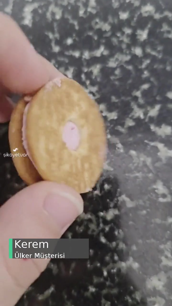 Ülker Bisküvi Ters Ve Tadı Değişik videonun kapak resmi