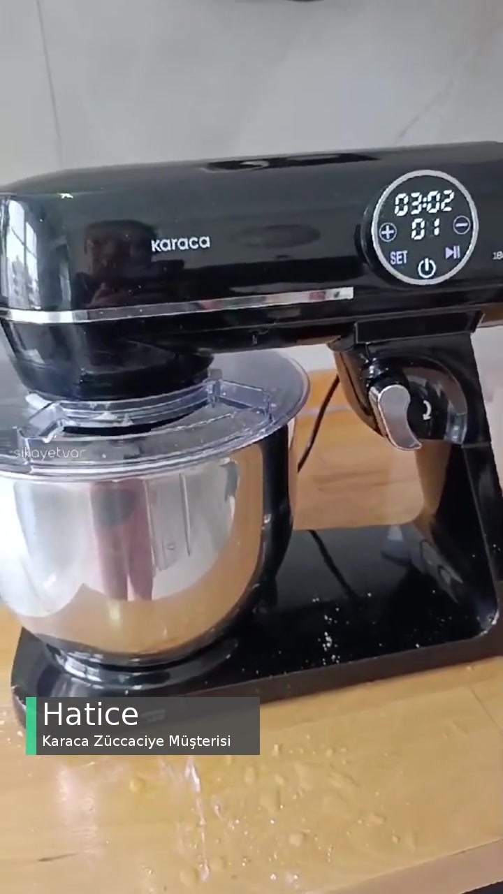 Karaca Züccaciye Çok Mağdur Edildim, Kocaman Kutuyu Kargoya Taşıdım videonun kapak resmi