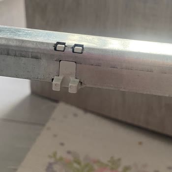 Kırılan Plastik Parça Nedeniyle Çekmece Mekanizması Kullanılamaz Durumda