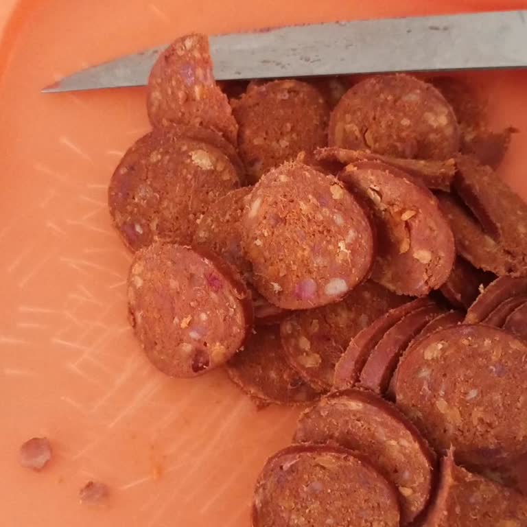 Namet Sucuk İçinden Sert Ve Belirsiz Madde Çıkması