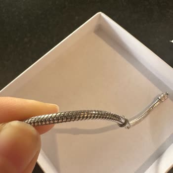 Pandora Bileklik Kararması Sonrası İlgisiz Personel Ve Çözümsüzlük