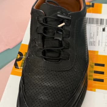 Aldığım Ayakkabıda Tekrarlayan Yırtık Sorunu Ve Ücret İadesi Talebi