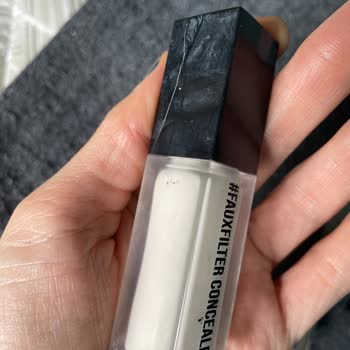 Sephora Stokta Yok, Kullanışsız Ambalaj: Huda Beauty Concealer Hayal Kırıklığı