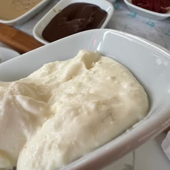 Kahvaltıda Hijyen Eksikliği Ve Kalitesiz Hizmet Şok Etti