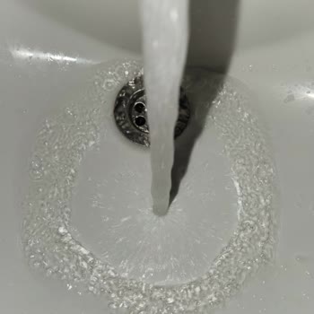 İstanbul Büyükşehir Belediyesi Bakırköy'de Süregelen Kirli Su Sorununa Acil Çözüm Talebi