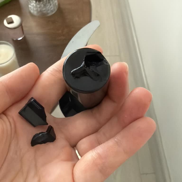 Yeni Alınan Blenderın Bıçağı İkinci Kullanımda Kırıldı, Mağduriyet Yaşadım