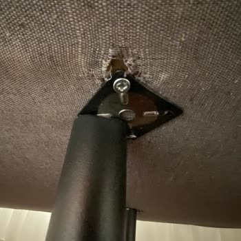 Koltuk Ayağı Kırıldı, 9 Aydır Çözüm Bekliyoruz