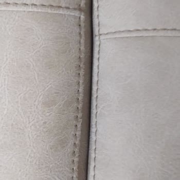 Teşhirdekiyle Alakasız Kalitesiz Koltuk Ve Eksik Teslimat, Saygısız Hizmet