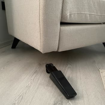 Koltuk Takımının Kısa Sürede Kırılması Ve Ücretli Parça Talebi