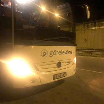 Otobüs Arızası, Uzun Gecikme Ve Hijyen Sorunlarıyla Yaşanan Mağduriyet