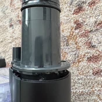 Philips Dikey Süpürgemin Bağlantı Parçası Kısa Sürede Kırıldı, Muhatap Bulamıyorum