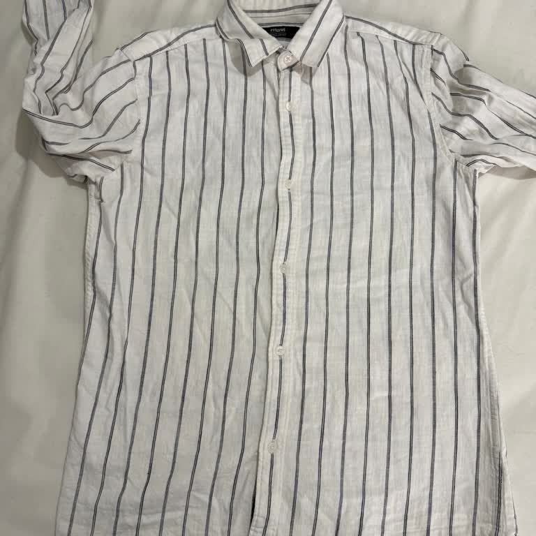 Gömlekteki Düğme Kayması Ve Çözüm Sunulmaması Hayal Kırıklığı Yarattı