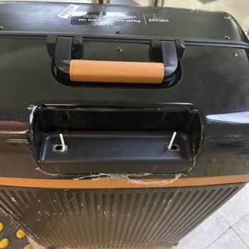 Hasarlı Valiz Yerine Düşük Değerli Valiz Verilmesi Mağduriyetim