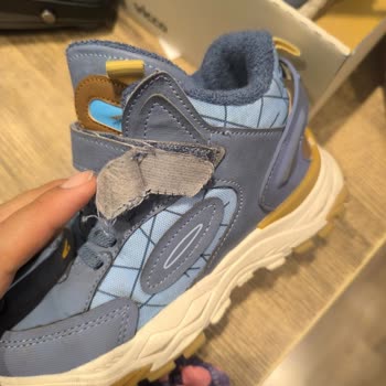 Bir Haftada Deforme Olan Ayakkabı Ve Uzayan İnceleme Süreci Mağduriyeti