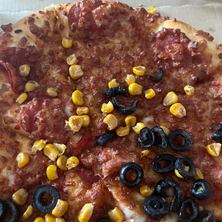 Yanık Pizza Ve Saygısız Çalışan Yüzünden Kötü Domino’s Deneyimi