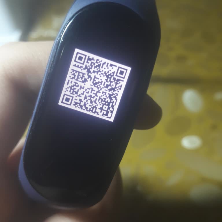 Mi Band 7 Sürekli QR Kod Ekranında Kaldı, Sıfırlanamıyor