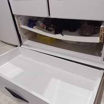 Soylu Mağazaları | Bursa Kısa Sürede Kullanılamaz Hale Gelen Gardırop İçin Çözüm Bekliyorum