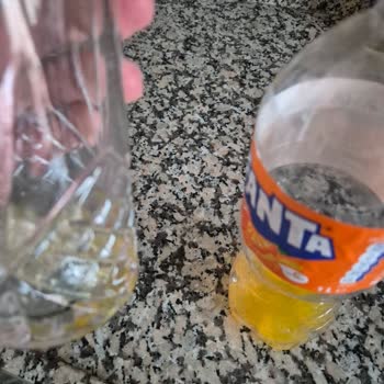 Fanta Şişesinden Vida Çıkması: Hijyen Ve Güvenlik Endişesi