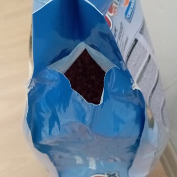 Açılmış Ve Bantlanmış Mama Paketi Teslim Edildi, Güvenim Sarsıldı