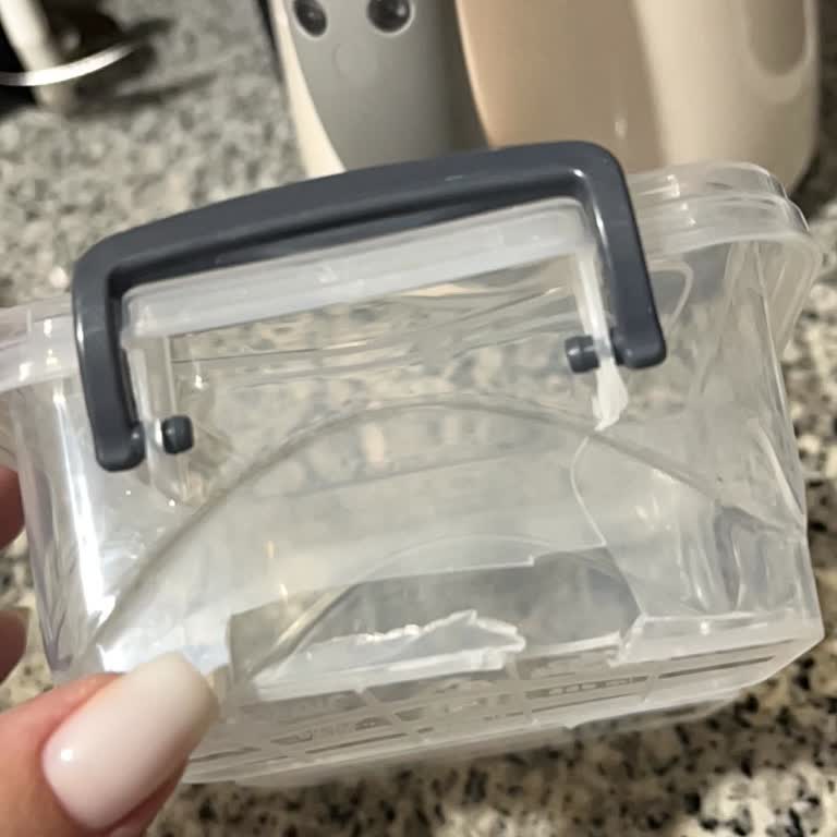 Aldığım Saklama Kabı Eve Gelince Kırık Çıktı Değişim İstiyorum