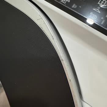 Yeni Alınan Kurutma Makinesinde Çizik Sorunu Ve Değişim Talebi