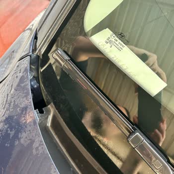 Hyundai Tucson Ön Cam Çıtası Yıkamada İki Kez Kırıldı