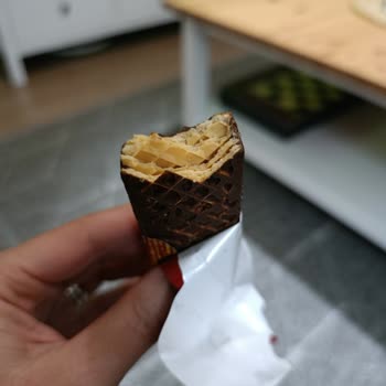 Çikolatalı Gofretin İçinden Hiç Çikolata Çıkmadı!