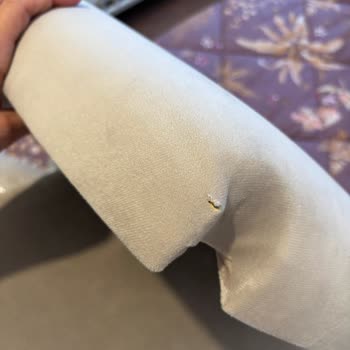 Defolu Sandalyeler, Faturasız Satış Ve İlgisiz Müşteri Hizmeti Nedeniyle Mağduriyet