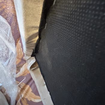 Defolu Sandalyeler, Faturasız Satış Ve İlgisiz Müşteri Hizmeti Nedeniyle Mağduriyet