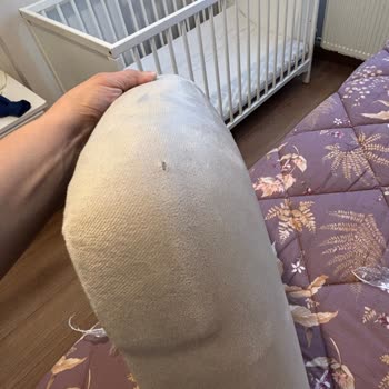 Defolu Sandalyeler, Faturasız Satış Ve İlgisiz Müşteri Hizmeti Nedeniyle Mağduriyet