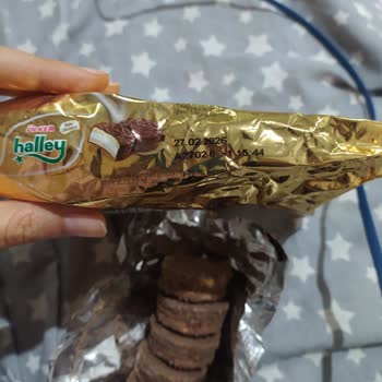 Son Kullanma Tarihi Geçmemiş Halley Bisküvisi Bozuk Ve Böceklenmiş Çıktı