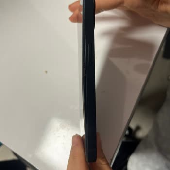 İphone 13 Batarya Şişmesi Ve Yedekleme Sorunu Nedeniyle Mağduriyet