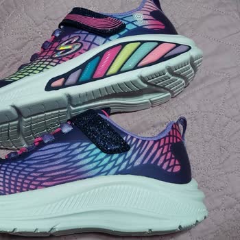 Skechers Çocuk Ayakkabısının Işıkları 3 Günde Bozuldu, İade Talep Ediyorum