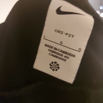 Nike Eşofman Altı Kısa Sürede Deforme Oldu İç Astarı Söküldü