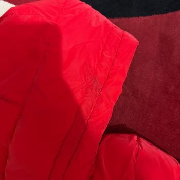 Az Kullanılan Montta Renk Atması Ve Kumaş Dökülmesi Şoku