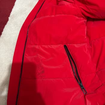 Az Kullanılan Montta Renk Atması Ve Kumaş Dökülmesi Şoku