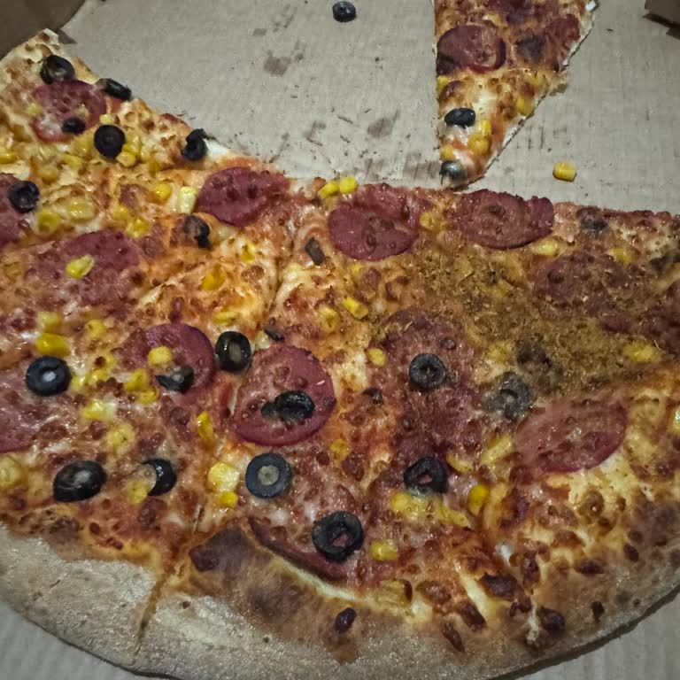Eksik Malzemeli Ve Standartlara Uygun Olmayan Pizza Teslimatı Sonrası Mağduriyet