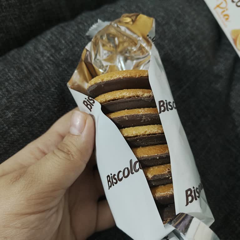 Biscolata Pia Kutusunda Yanıltıcı Boşluk Ve Eksik Ürün Hissi