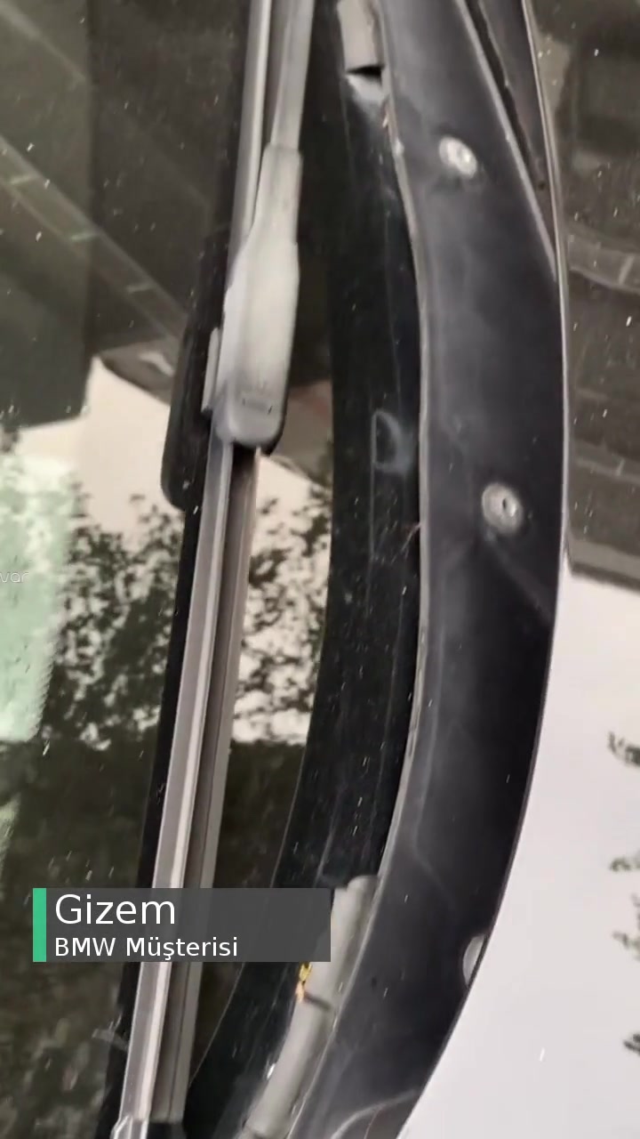 BMW F20 116i Ön Cam Izgarası Sorunu! videonun kapak resmi