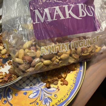 Kuruyemiş Karışımında Yabancı Madde: Sağlık Ve Güvenlik Endişesi