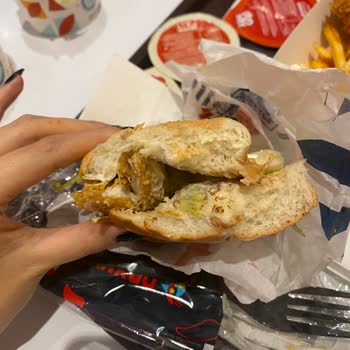 Doyuyo! Nautilus Şubesinde Porsiyon Tutarsızlığı Ve Kalite Sorunu