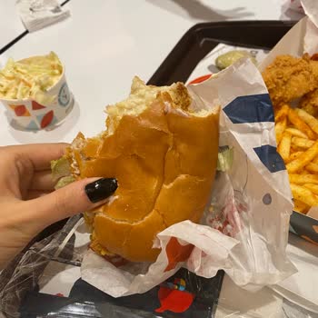 Doyuyo! Nautilus Şubesinde Porsiyon Tutarsızlığı Ve Kalite Sorunu